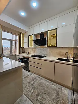 Satılır 3 otaqlı mənzil 78 m²