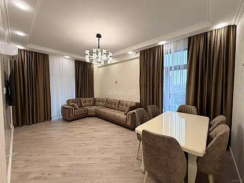 Kirayə verilir 2 otaqlı mənzil 88 m² — Bakı 2 otaq 88.00 m²