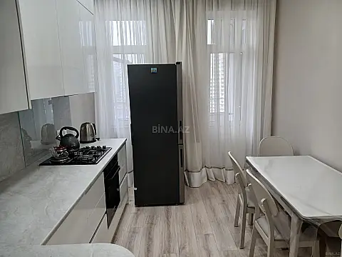 Kirayə verilir 2 otaqlı mənzil 70 m²