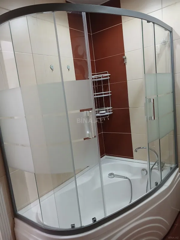 Kirayə verilir 2 otaqlı mənzil 70 m²