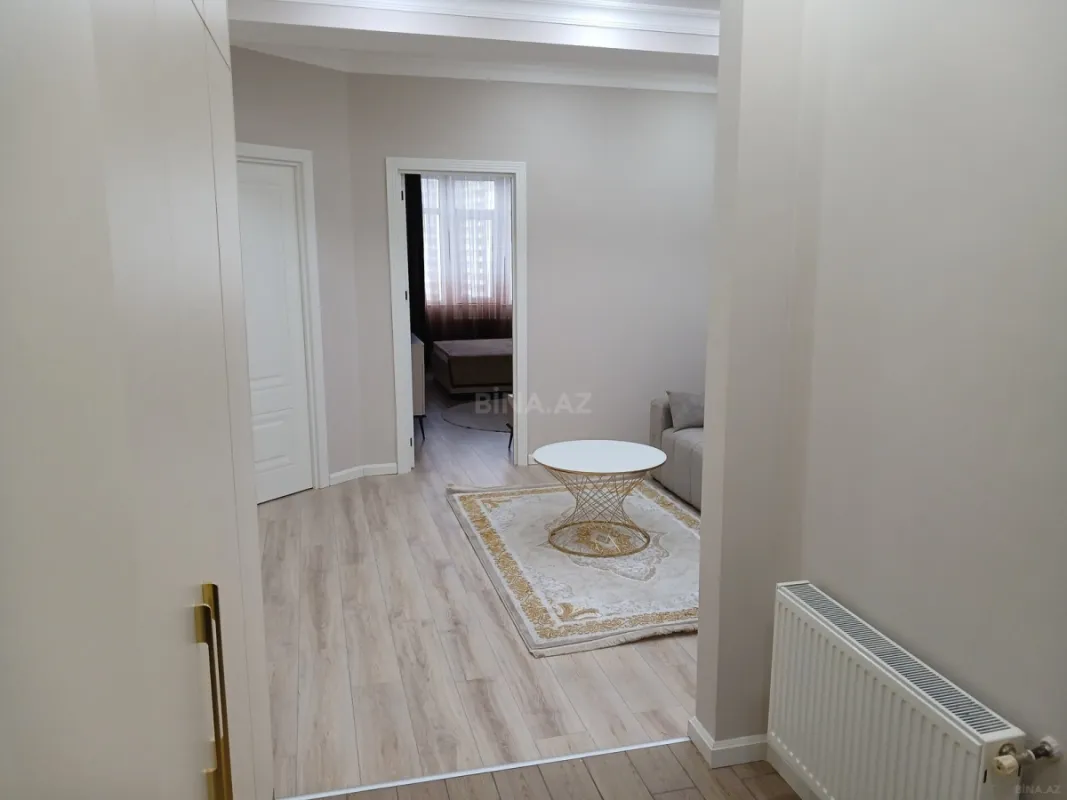 Kirayə verilir 2 otaqlı mənzil 70 m²