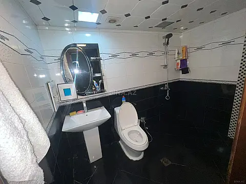 Satılır 2 otaqlı mənzil 75 m²