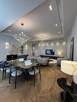 Kirayə verilir 3 otaqlı mənzil 145 m²