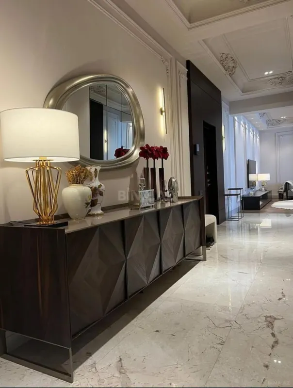 Kirayə verilir 3 otaqlı mənzil 145 m²