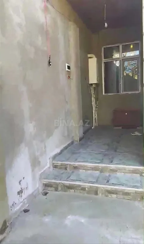 Satılır 6 otaqlı həyət evi 130 m²