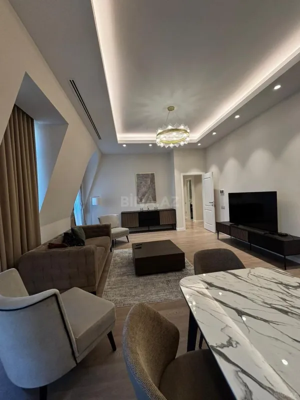Kirayə verilir 3 otaqlı mənzil 100 m²