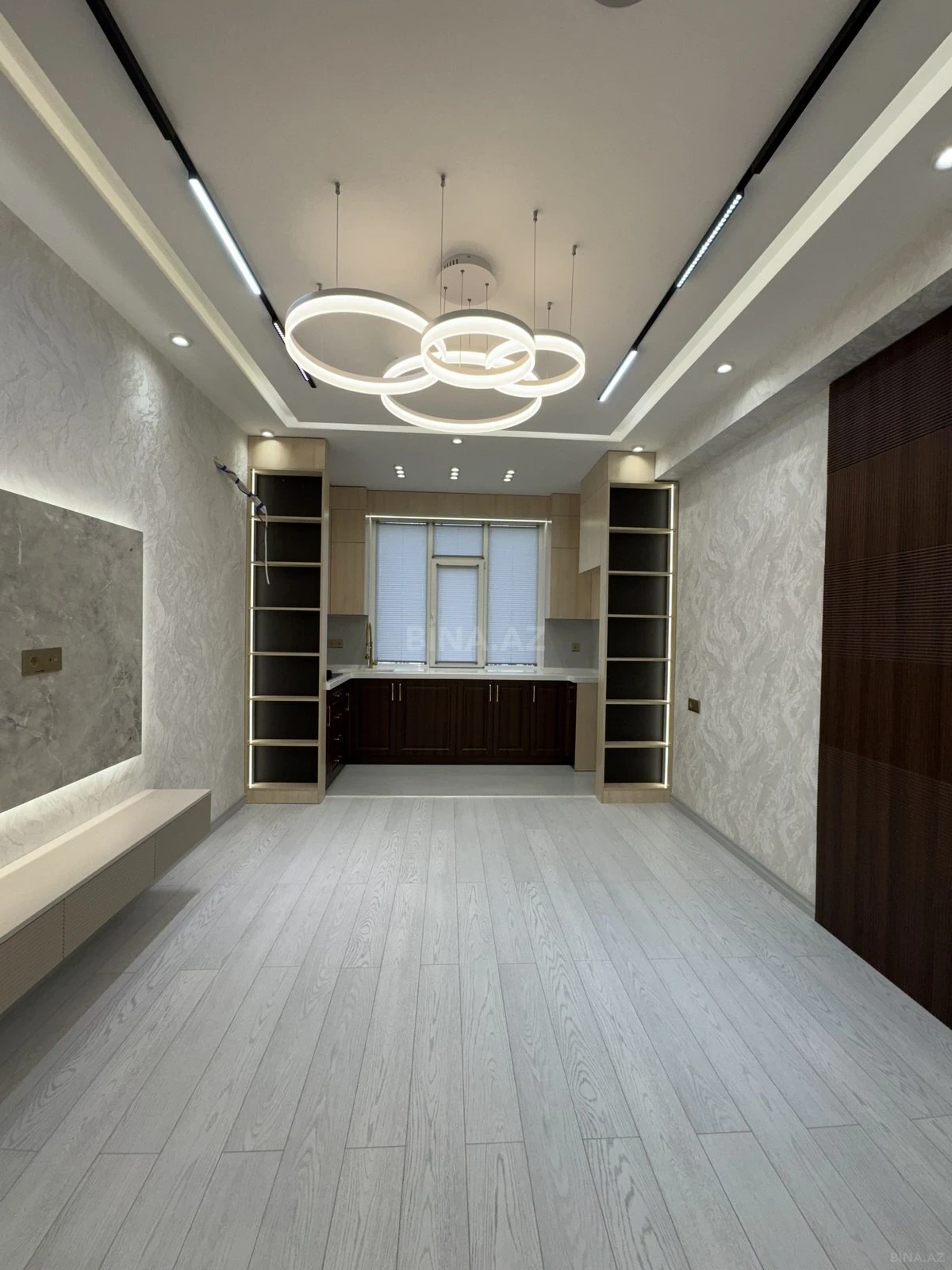 Satılır 2 otaqlı mənzil 55 m²