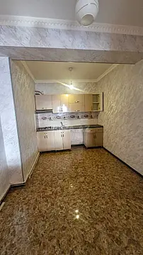 Kirayə verilir 2 otaqlı mənzil 75 m²