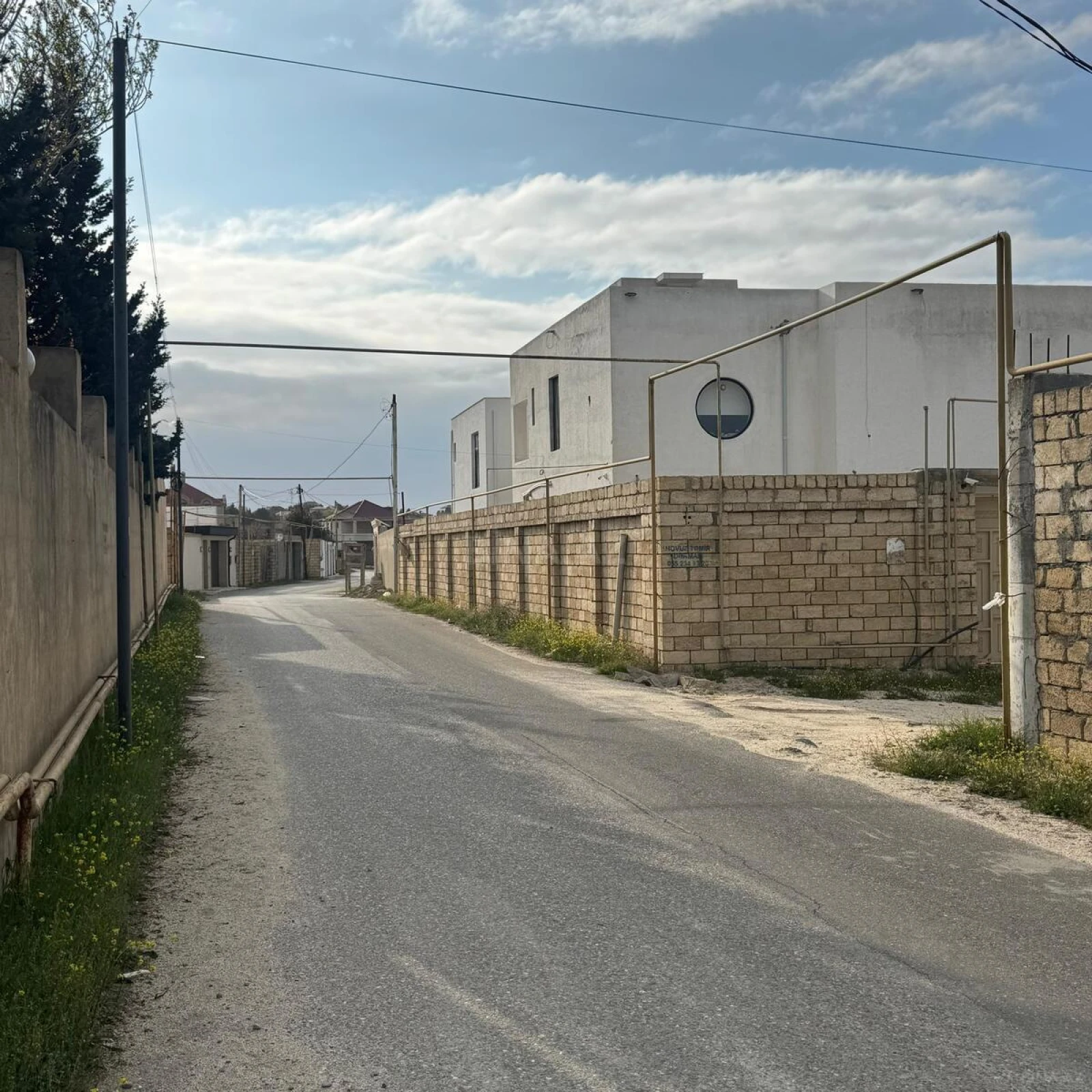 Satılır torpaq sahəsi 2 m²