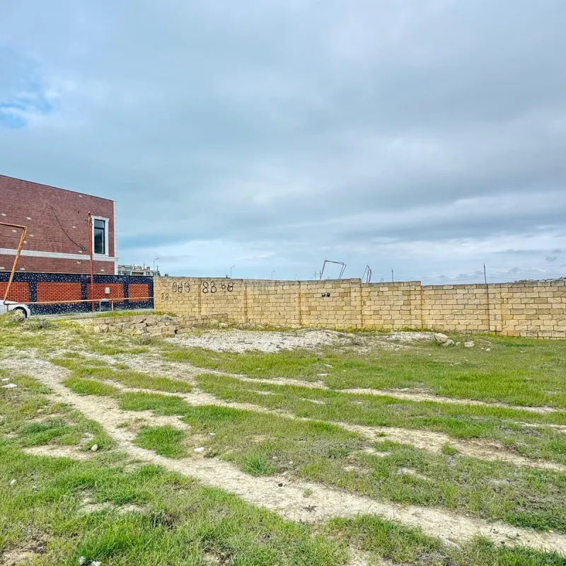 Satılır torpaq sahəsi 2 m²