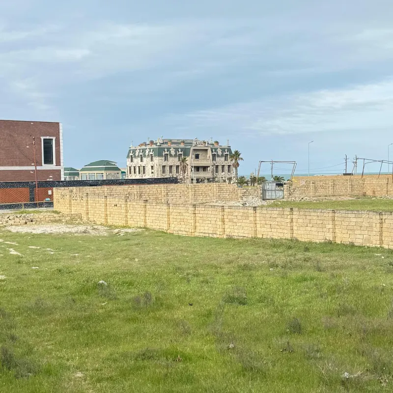 Satılır torpaq sahəsi 2 m²