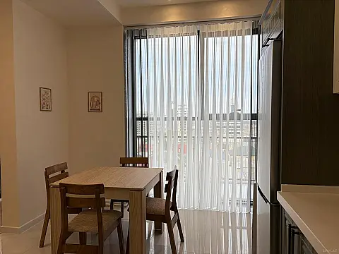 Satılır 3 otaqlı mənzil 125 m²