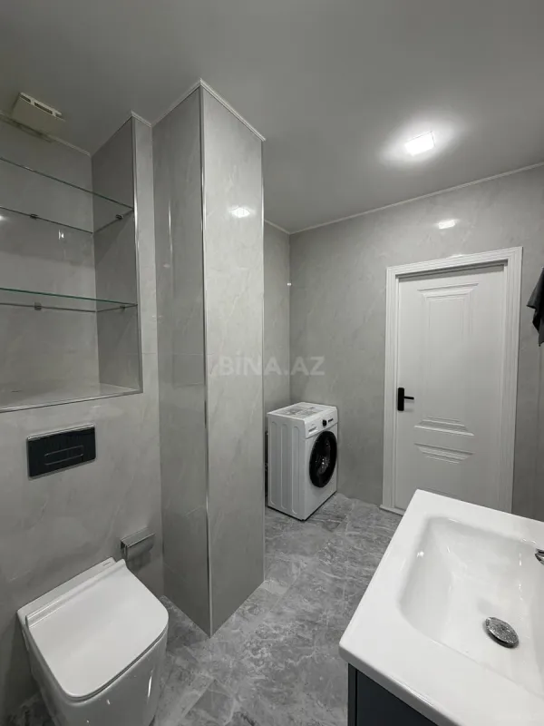 Satılır 3 otaqlı mənzil 125 m²