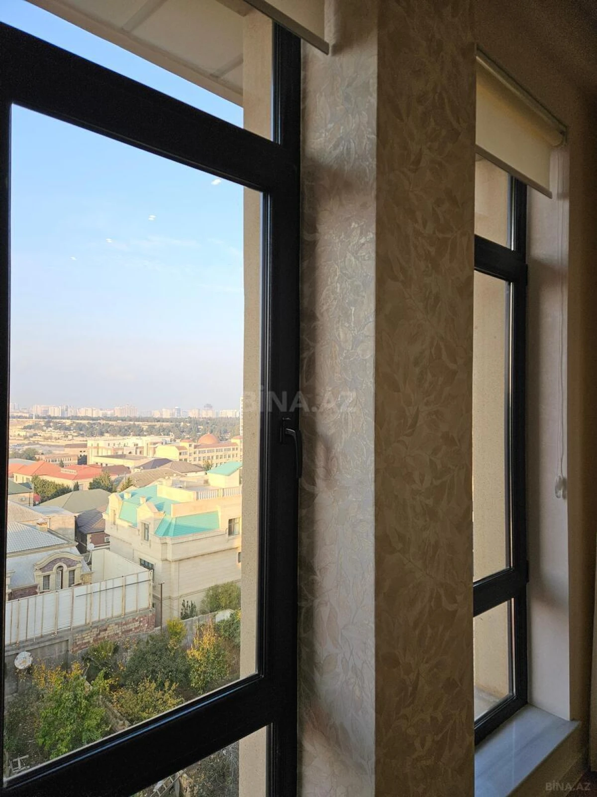 Satılır 3 otaqlı mənzil 125 m²