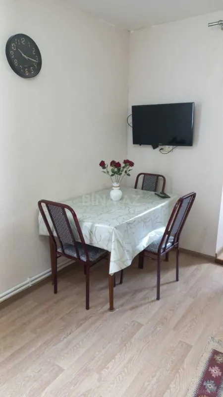 Kirayə verilir 2 otaqlı mənzil 35 m²