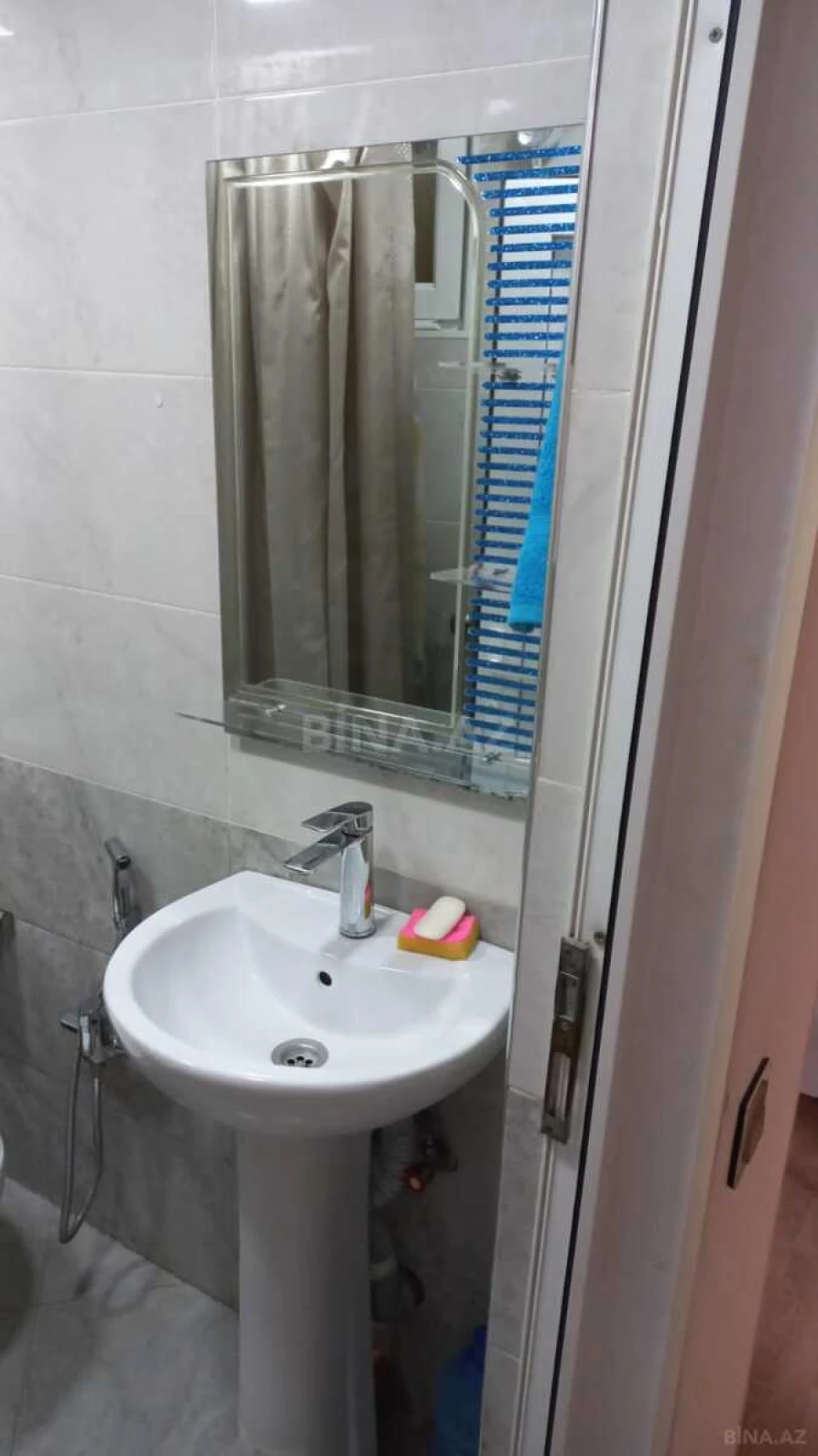 Kirayə verilir 2 otaqlı mənzil 35 m²