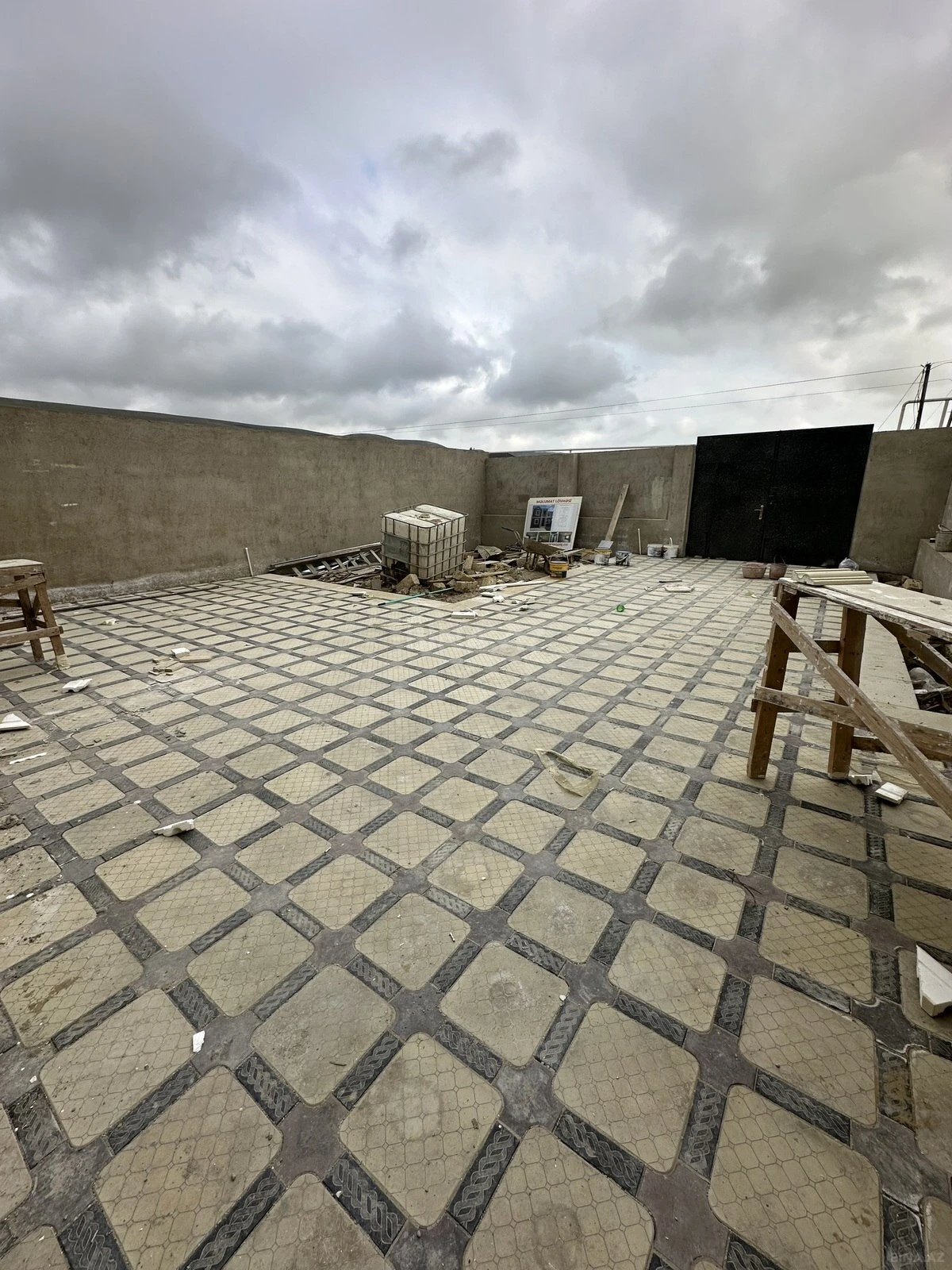 Satılır 4 otaqlı həyət evi 145 m²