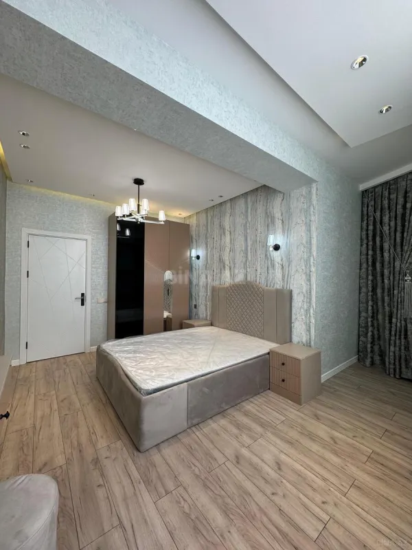 Satılır 2 otaqlı mənzil 85 m²