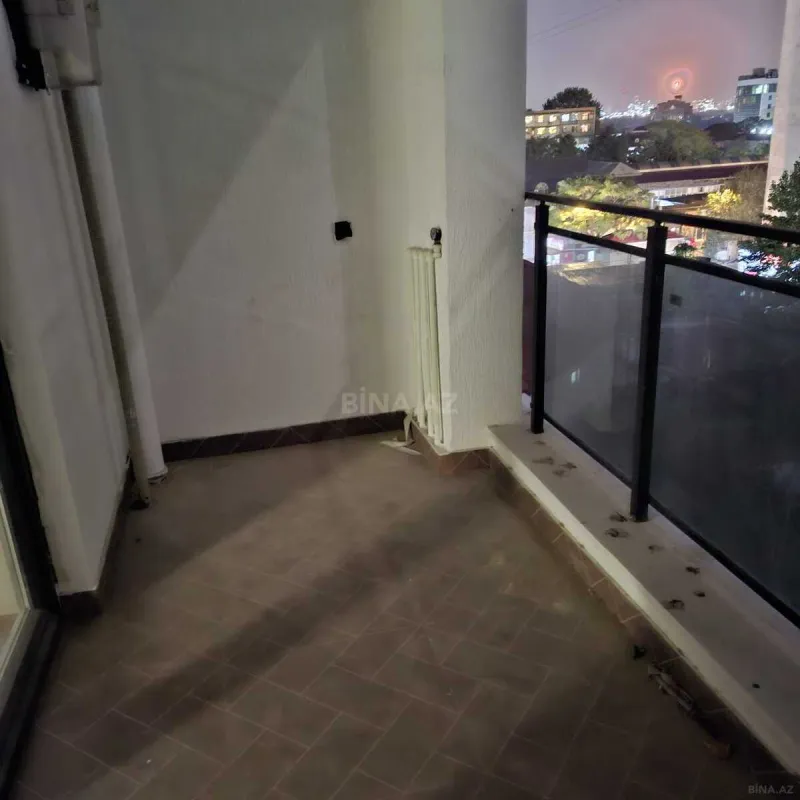 Satılır 2 otaqlı mənzil 90 m²