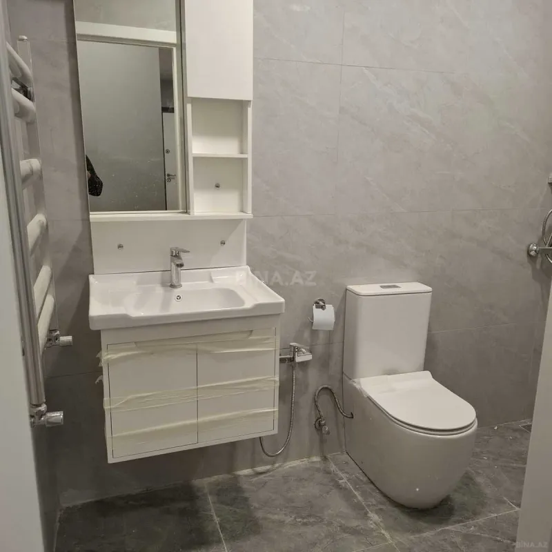 Satılır 2 otaqlı mənzil 90 m²