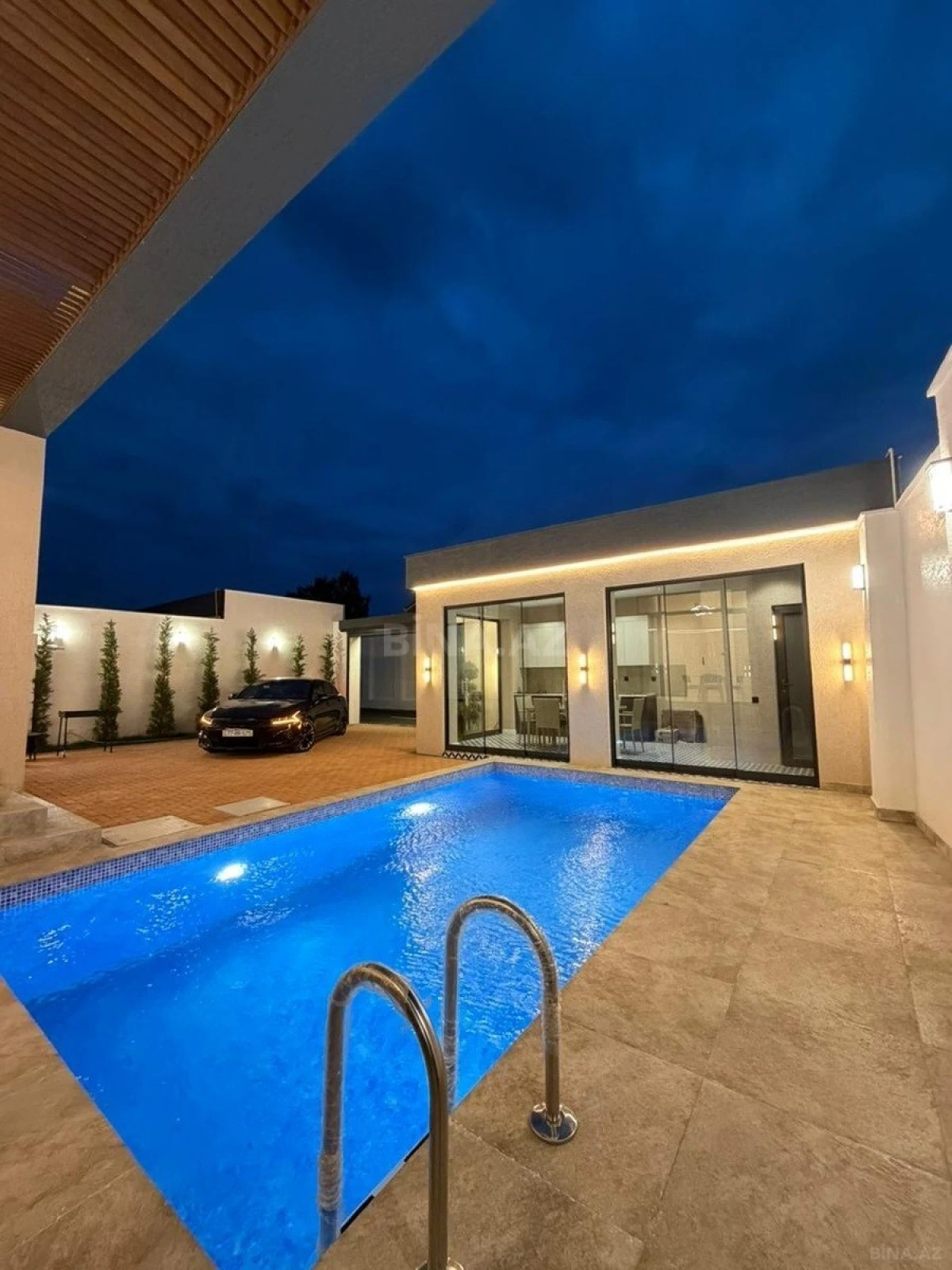 Kirayə verilir 4 otaqlı həyət evi 250 m²