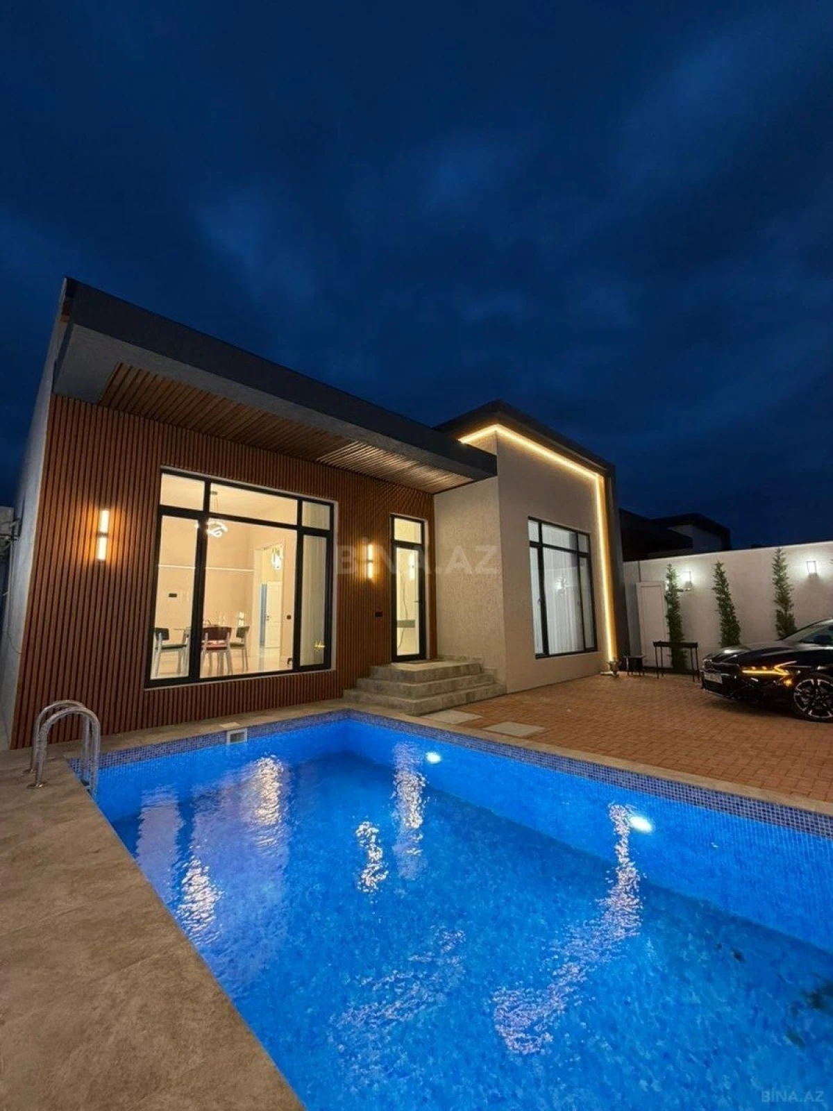 Kirayə verilir 4 otaqlı həyət evi 250 m²