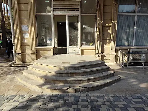 Satılır obyekt 70 m² — Xırdalan 70.00 m²