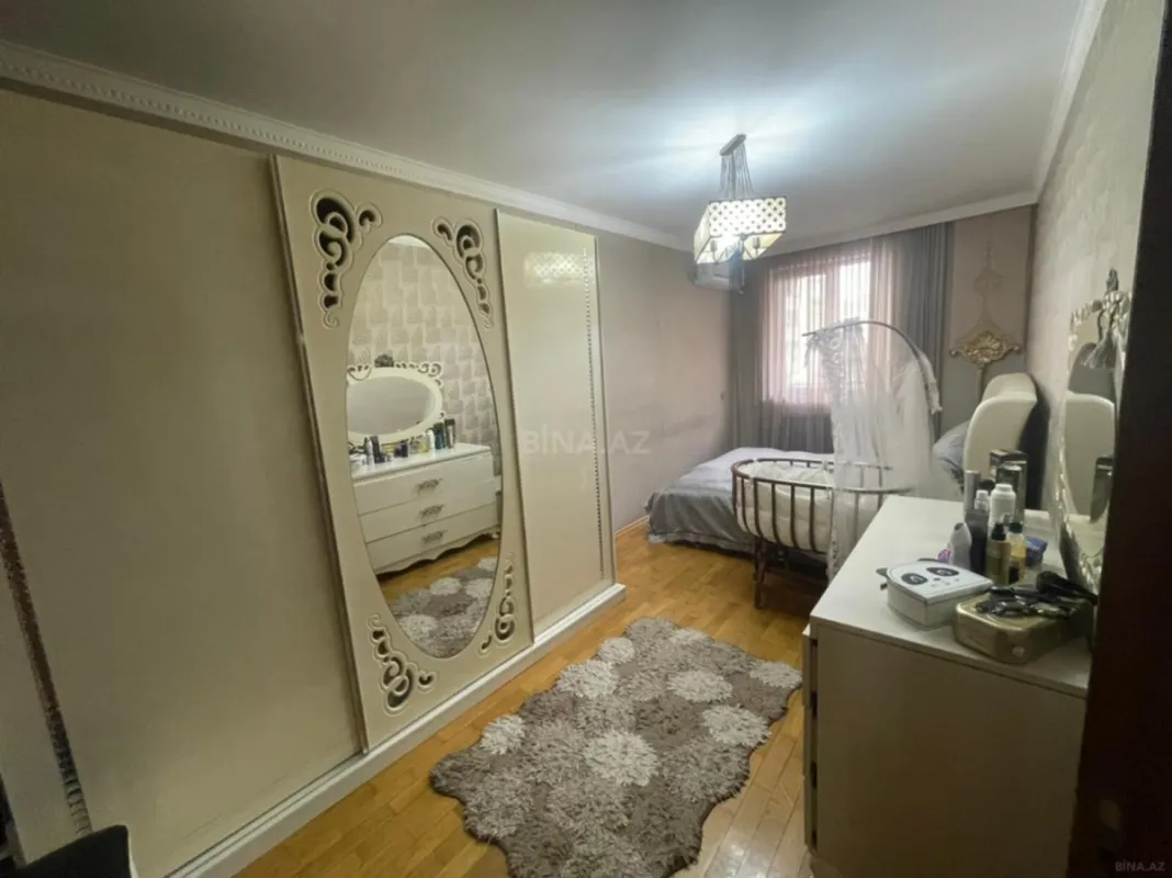 Satılır 3 otaqlı mənzil 103 m²