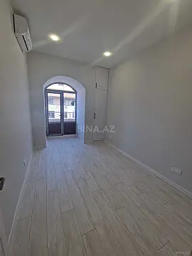Kirayə verilir 4 otaqlı ofis 140 m²
