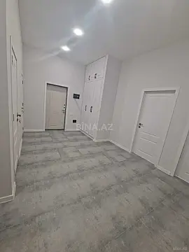 Kirayə verilir 4 otaqlı ofis 140 m²