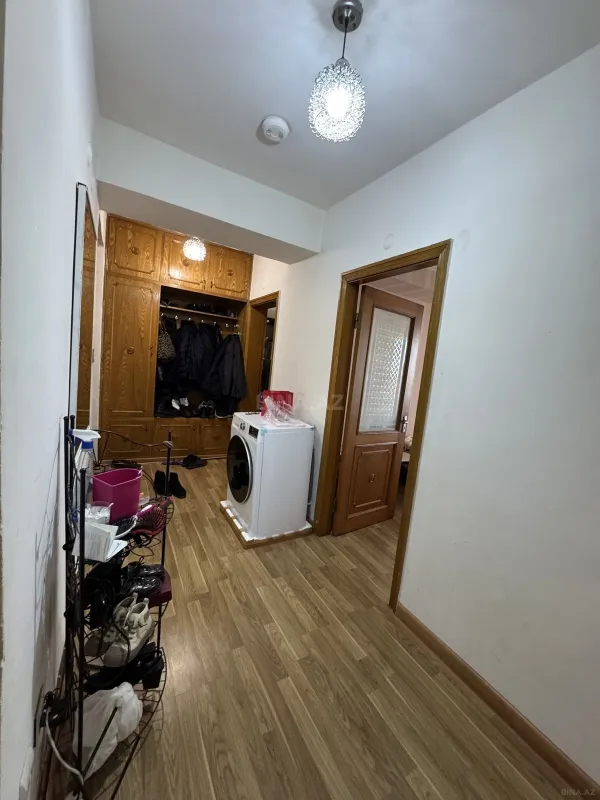 Satılır 4 otaqlı mənzil 120 m²