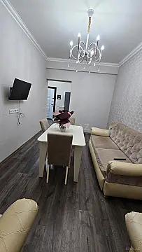 Kirayə verilir 2 otaqlı mənzil 60 m²