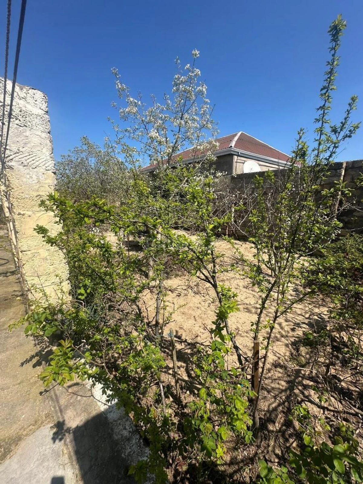 Satılır torpaq sahəsi 6 m²