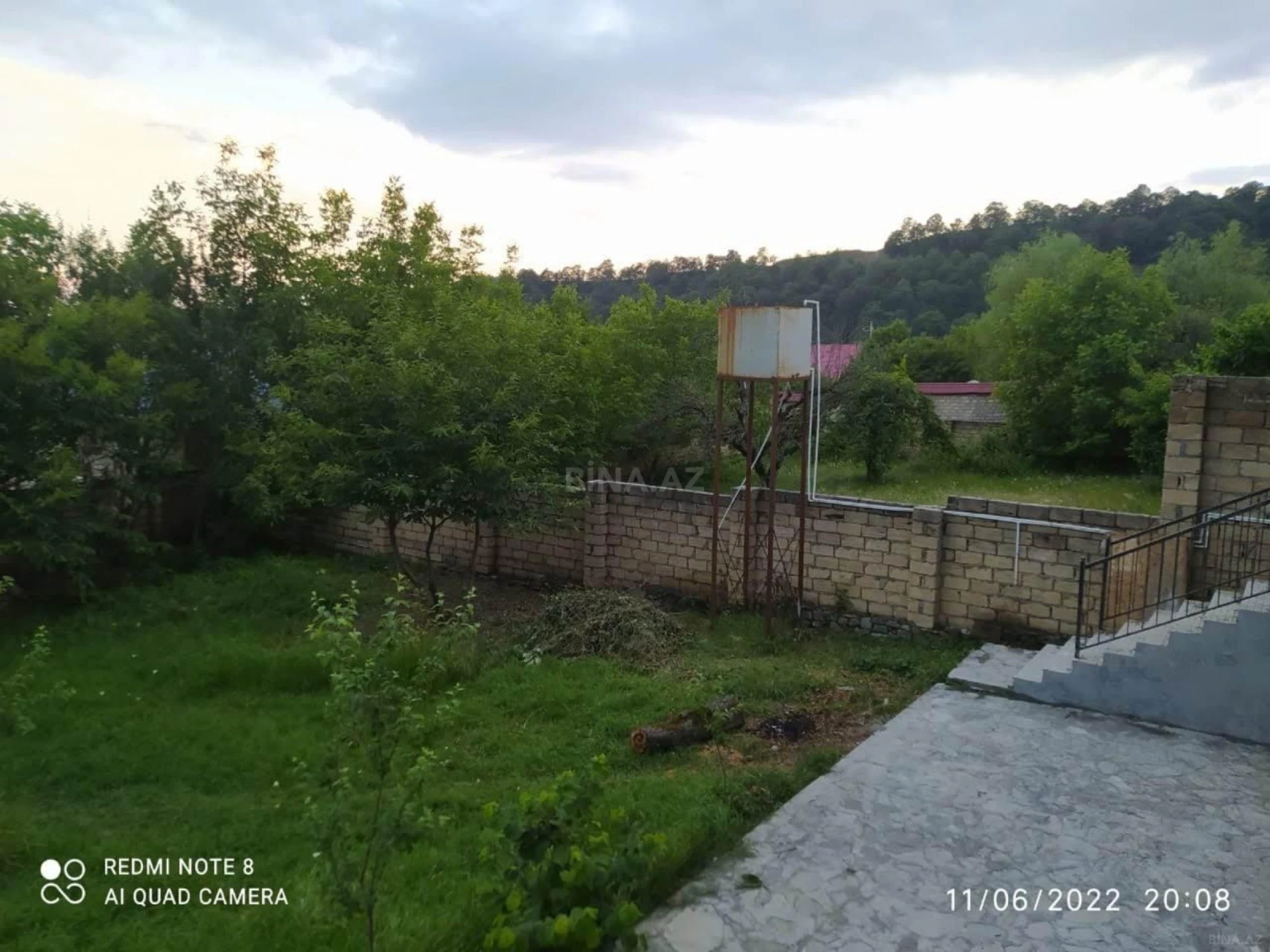 Satılır 5 otaqlı həyət evi 100 m²