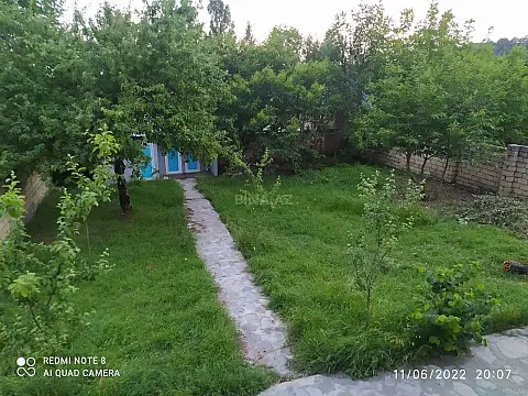 Satılır 5 otaqlı həyət evi 100 m²