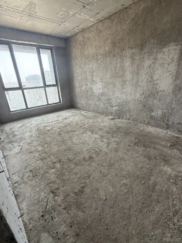 Satılır 2 otaqlı mənzil 75 m²