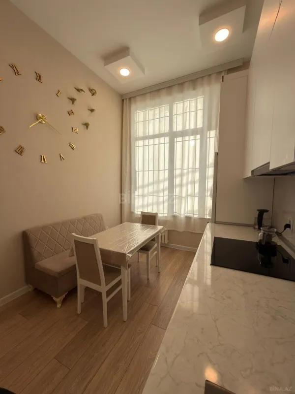 Satılır 3 otaqlı mənzil 82 m²