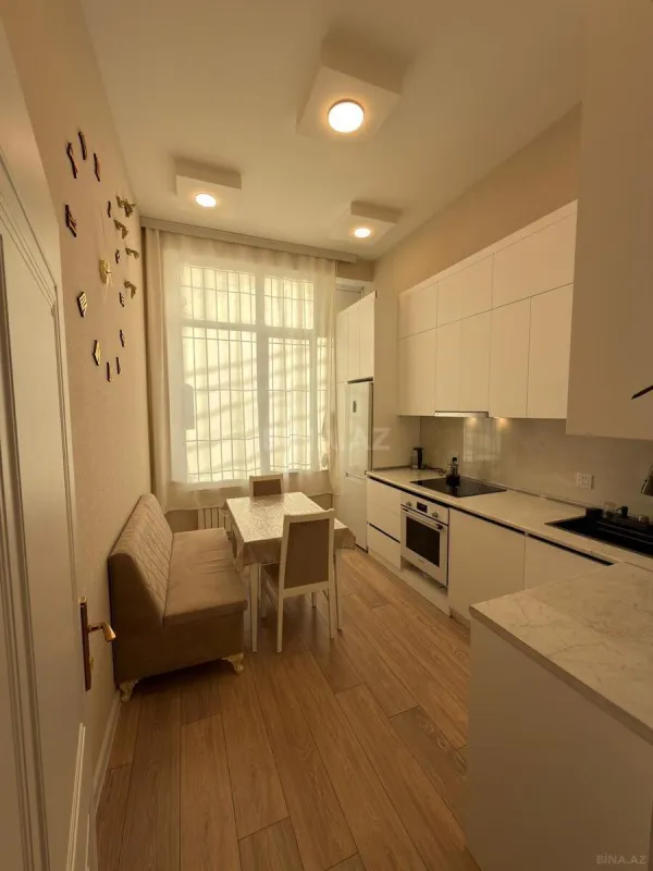 Satılır 3 otaqlı mənzil 82 m²