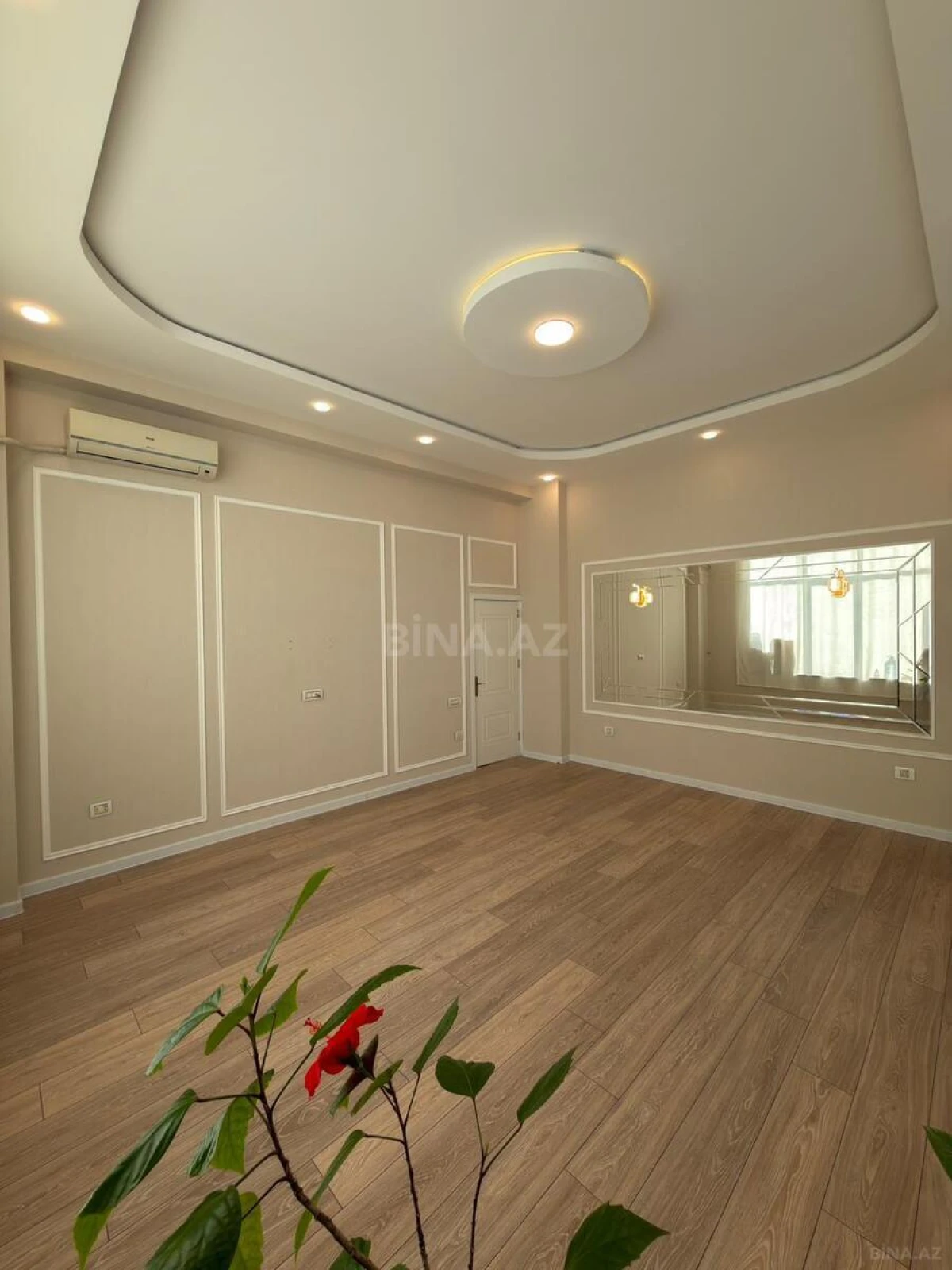 Satılır 3 otaqlı mənzil 82 m²