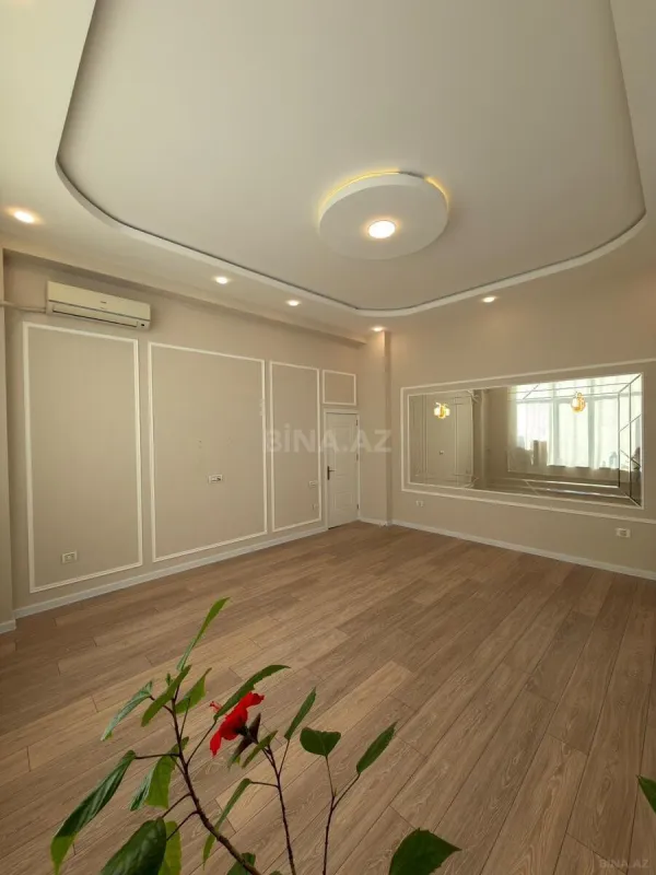 Satılır 3 otaqlı mənzil 82 m²