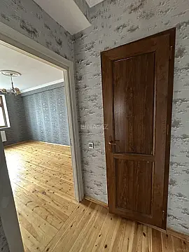 Kirayə verilir 4 otaqlı mənzil 107 m²