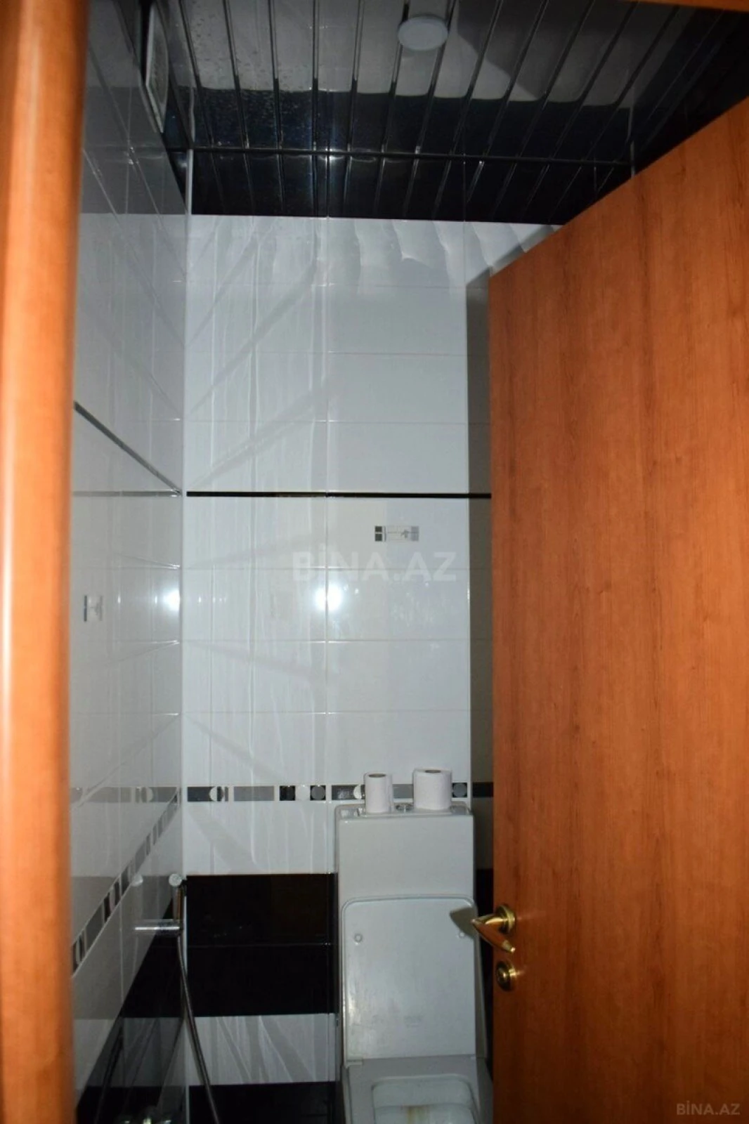 Kirayə verilir 3 otaqlı mənzil 138 m²