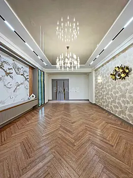 Satılır 4 otaqlı mənzil 245 m²