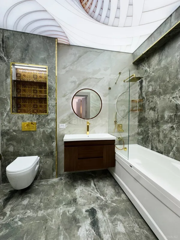 Satılır 4 otaqlı mənzil 245 m²