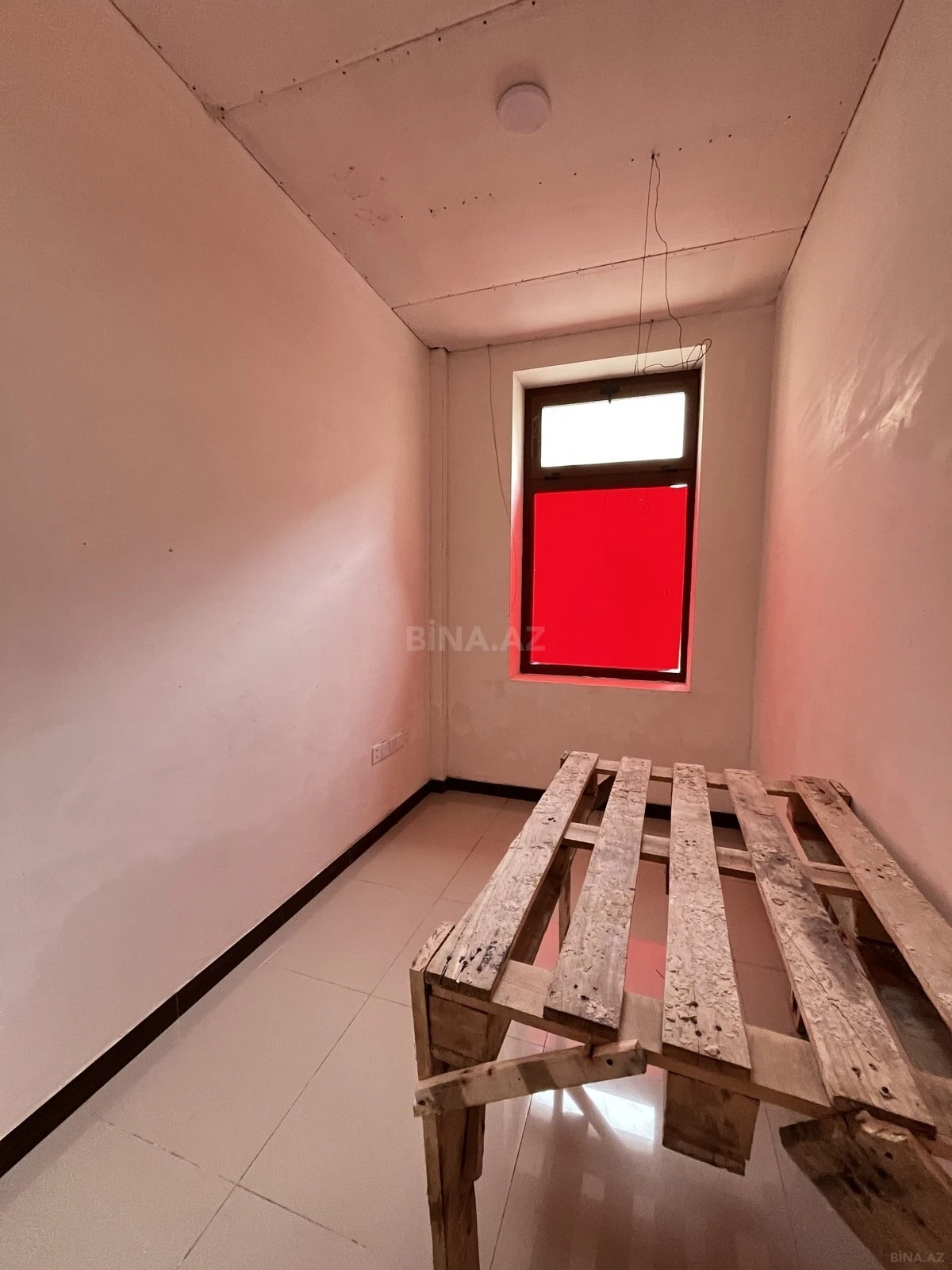 Kirayə verilir obyekt 350 m²