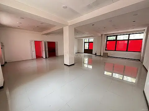 Kirayə verilir obyekt 350 m²
