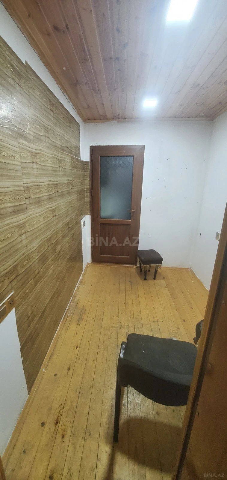 Kirayə verilir 1 otaqlı ofis 8 m²
