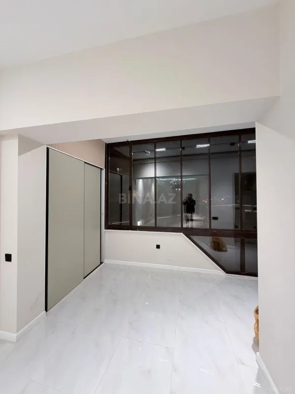 Satılır 3 otaqlı mənzil 116 m²