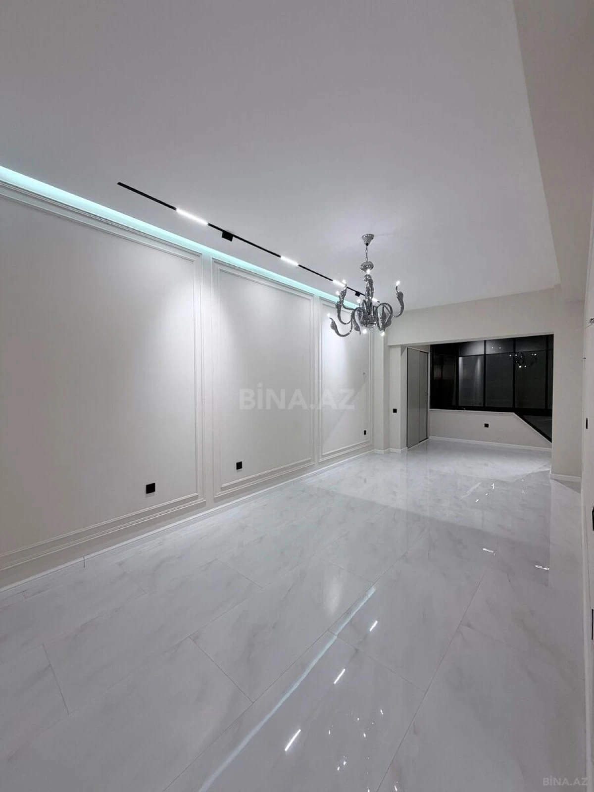 Satılır 3 otaqlı mənzil 116 m²