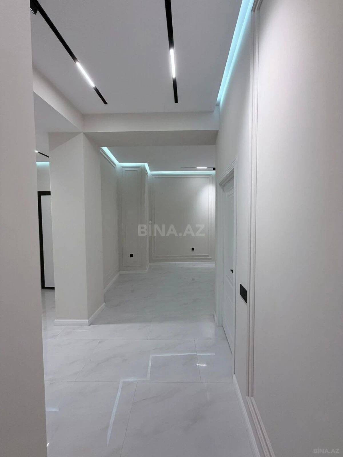Satılır 3 otaqlı mənzil 116 m²
